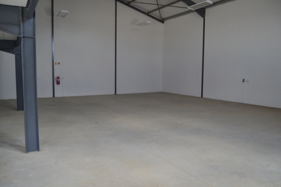 To Let Commercial Property for Rent in Rivergate Western Cape